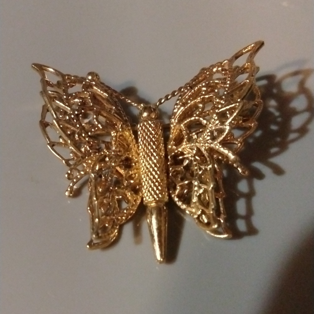 Monet gold tone butterfly brooch (sku 1028)